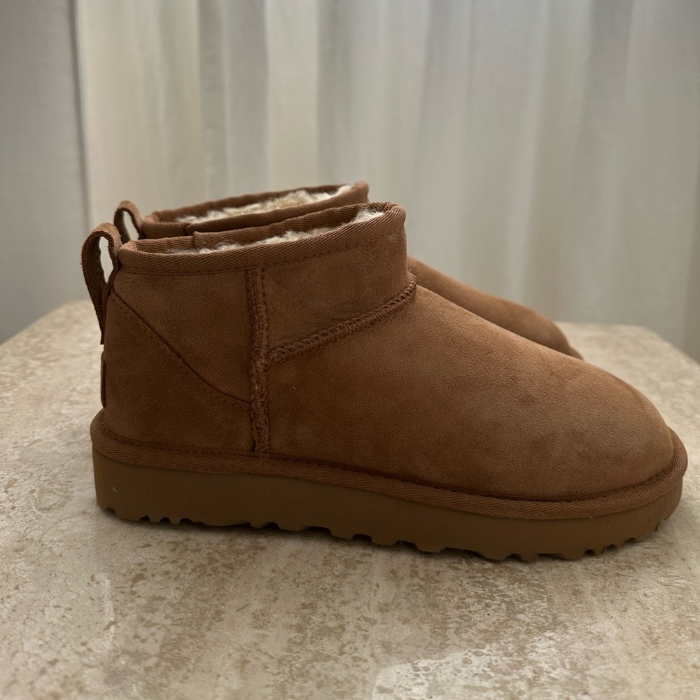 UGG Classic Ultra Mini Boots in Chestnut (NWT)